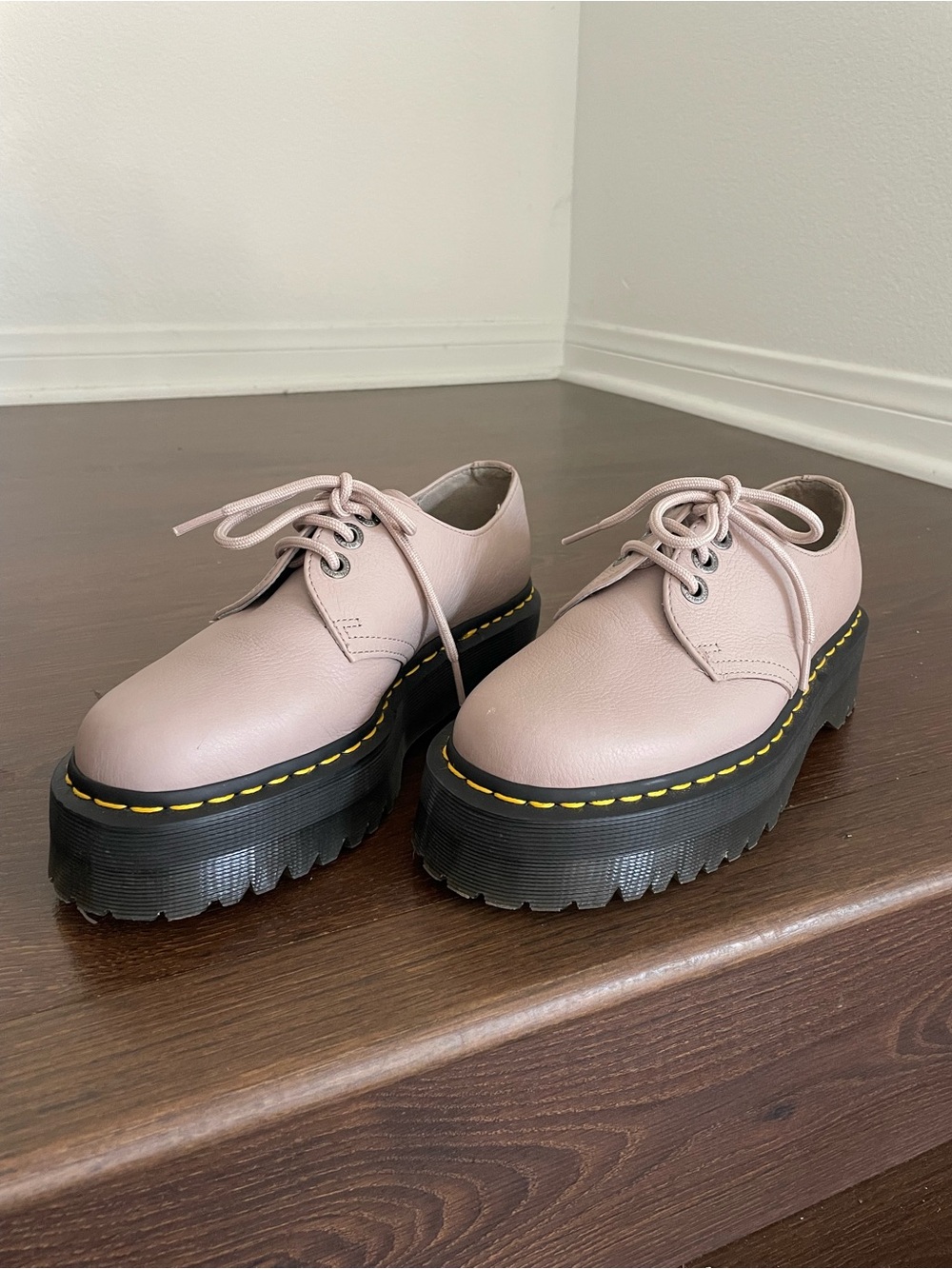 Dr. Martens Women’s Platform Leather 1461 Shoes (Vintage Taupe) - Picture 2 of 8
